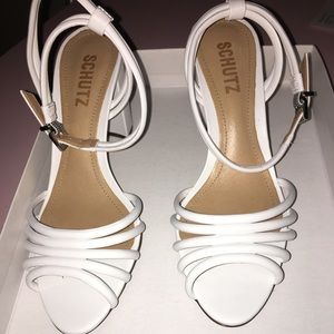 Brand new Schutz high heels
